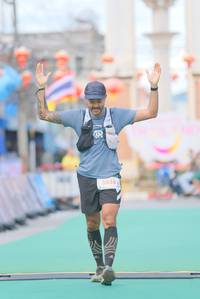 BIB: 5038
                            <button type="button" onclick="openModal(21762924)" class="btn btn-primary btn-sm float-right btn-popup" data-toggle="modal" data-target=".modal-high-quality">
                        <i class="fas fa-shopping-cart"></i> Add to Cart
                    </button>
                                            <button type="button" onclick="isThisMe(21762924, true)" class="btn btn-success btn-sm float-right btn-popup btn-isme hidden" data-toggle="tooltip" data-placement="bottom" title="นี่คือรูปของคุณใช่ไหม คลิกที่นี่เพื่อเอาเข้าอัลบั้ม">
                        <i class="fas fa-plus"></i> Add to album
                    </button>
                    <button type="button" onclick="isThisMe(21762924, false)" class="btn btn-warning btn-sm float-right btn-popup btn-isnotme hidden">
                        <i class="fas fa-ban"></i> Remove from album
                    </button>